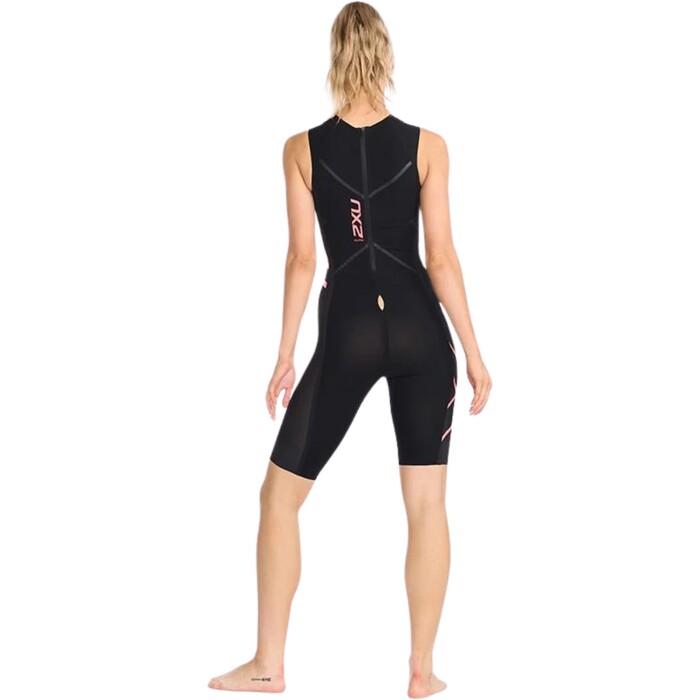 2024 2XU Mujer Propel Swimskin WT6659d - Black / Hyper Coral